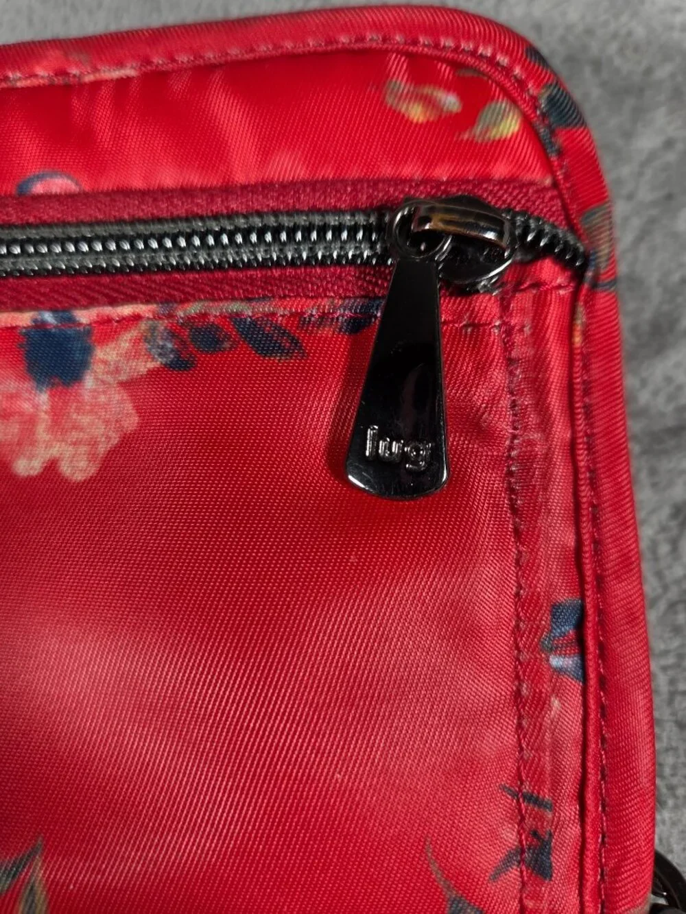 Lug Tandem Zip RFID Wristlet Wallet in Bouquet Red Floral Pattern Full Zip